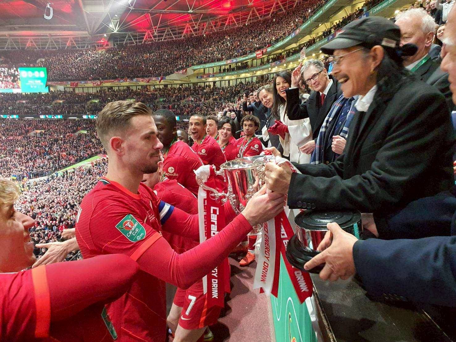 คาราบาว และ EFL ขยายความร่วมมือครั้งประวัติศาสตร์ ต่อสัญญา Carabao Cup ถึงปี 2029 พร้อมเปิดตัว Carabao Lager ในสนามฟุตบอลที่จัดแข่งขันทุกสนามในอังกฤษ